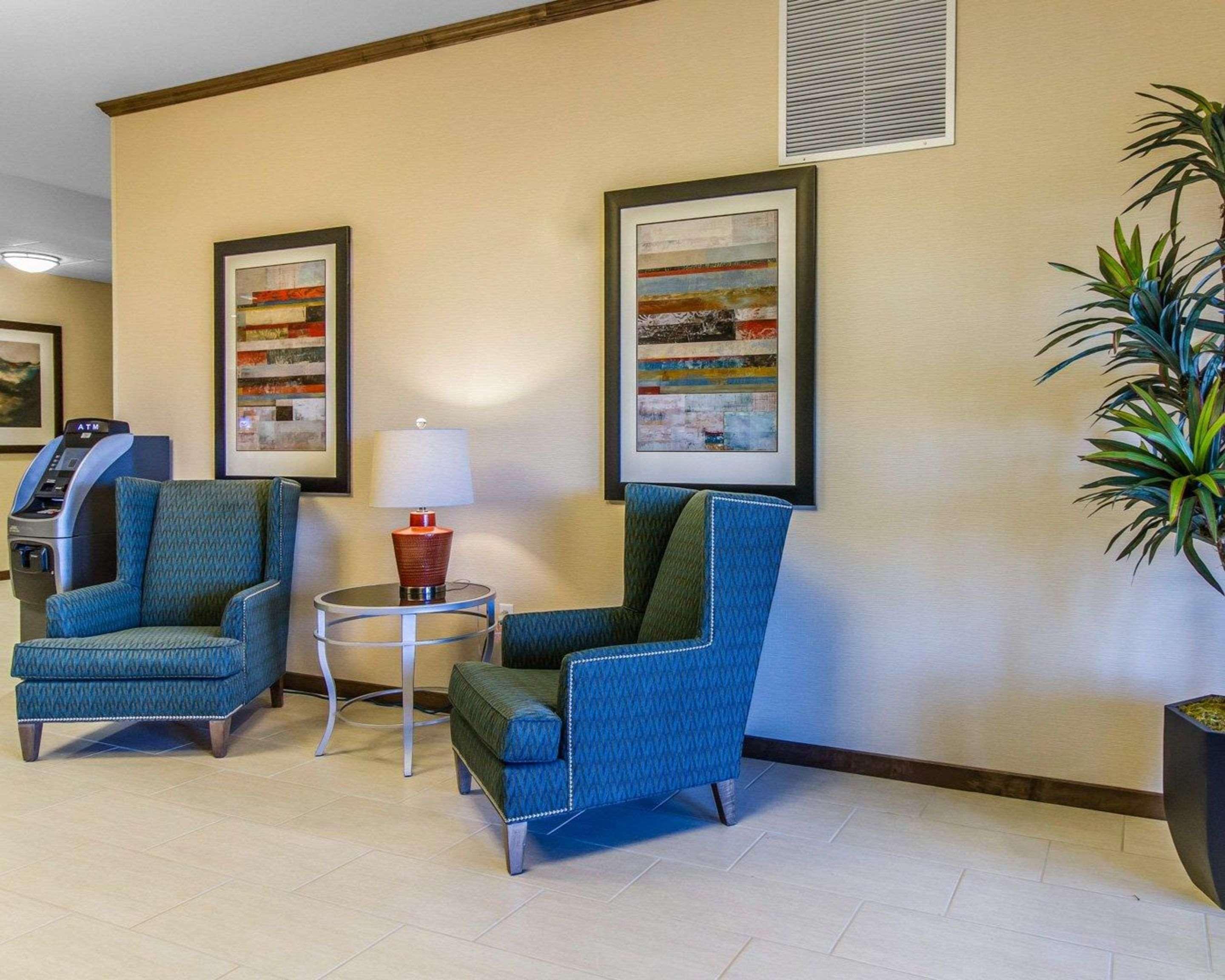 Mainstay Suites Watford City - Event Center Eksteriør billede
