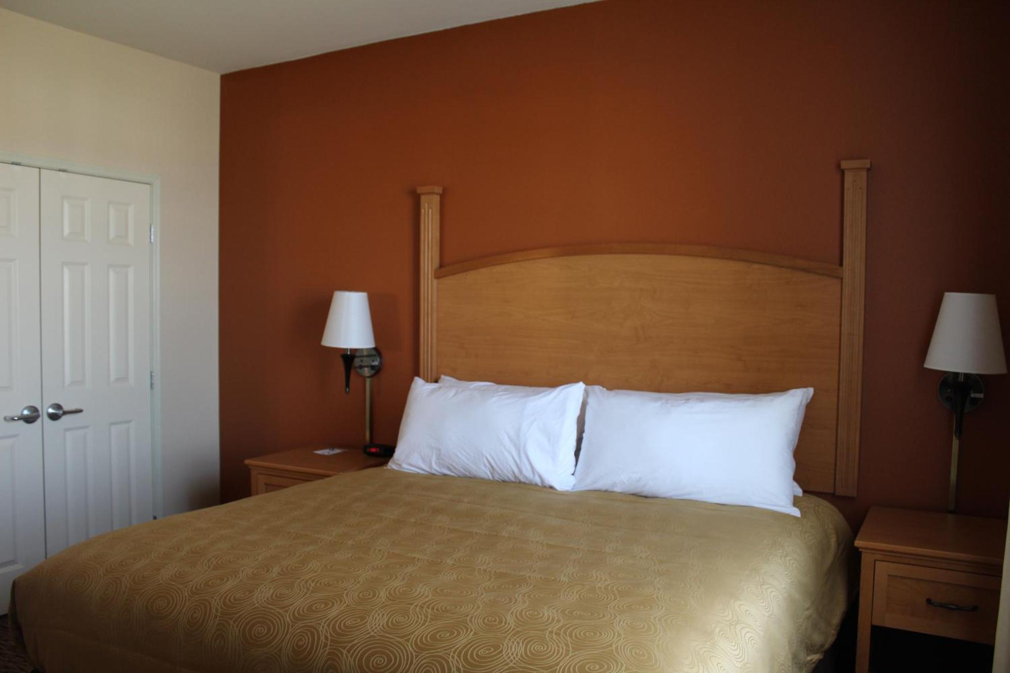 Mainstay Suites Watford City - Event Center Værelse billede