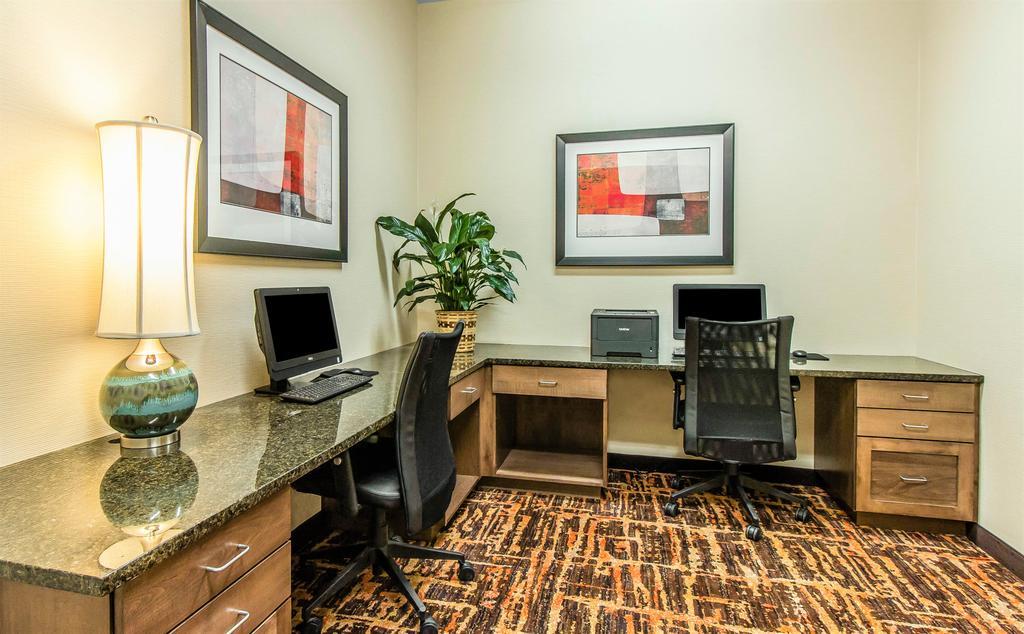 Mainstay Suites Watford City - Event Center Eksteriør billede