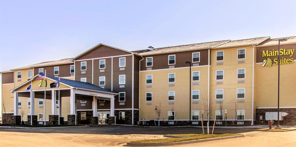 Mainstay Suites Watford City - Event Center Eksteriør billede