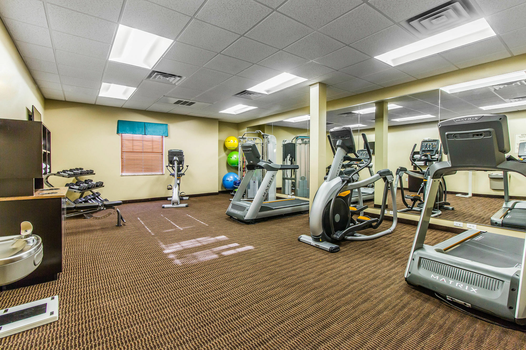 Mainstay Suites Watford City - Event Center Eksteriør billede